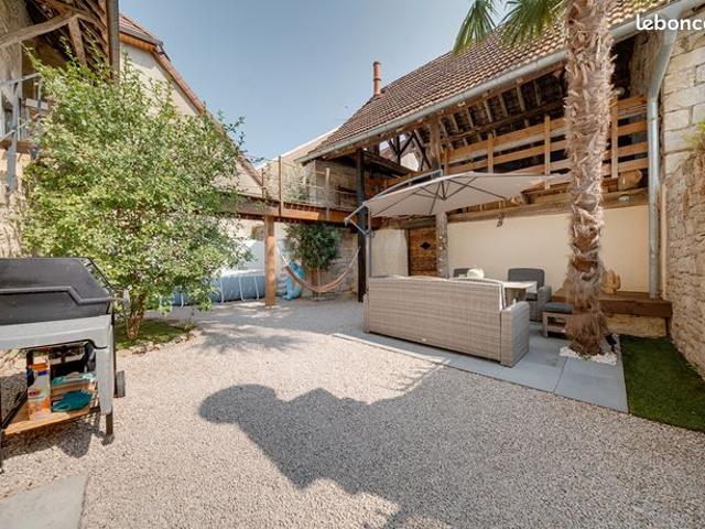 Maison 5 pièces 147 m²
