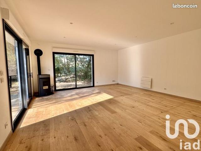 Maison 5 pièces 147 m²
