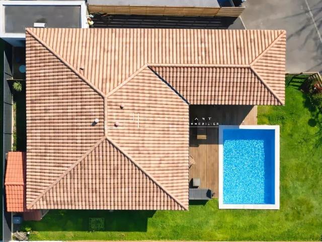 Maison 5 pièces 148 m²