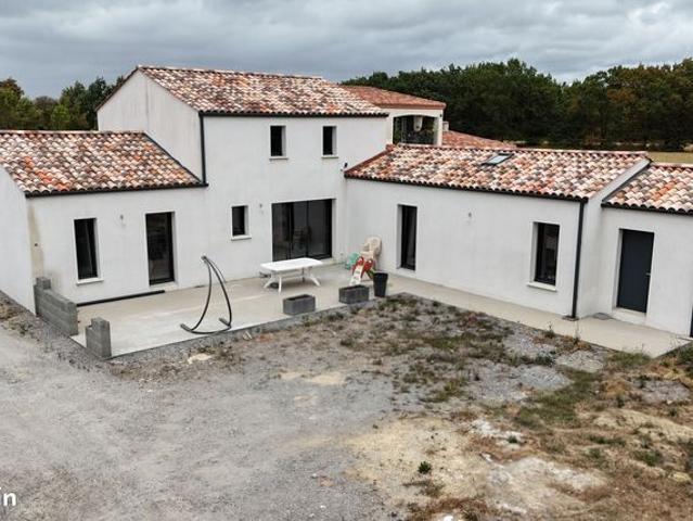 Maison 5 pièces 148 m²