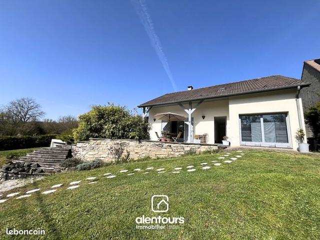 Maison 5 pièces 148 m²
