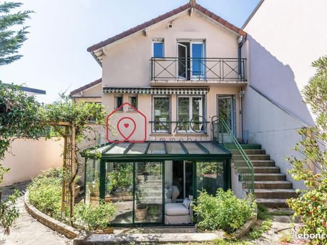 Maison 5 pièces 148 m²