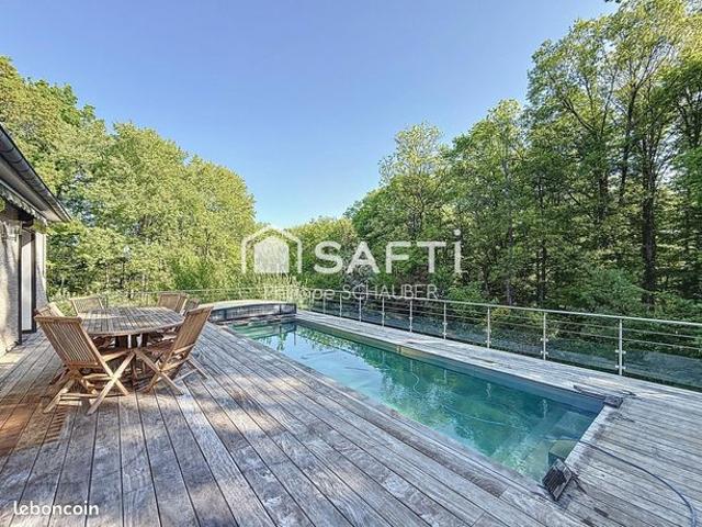Maison 5 pièces 148 m²