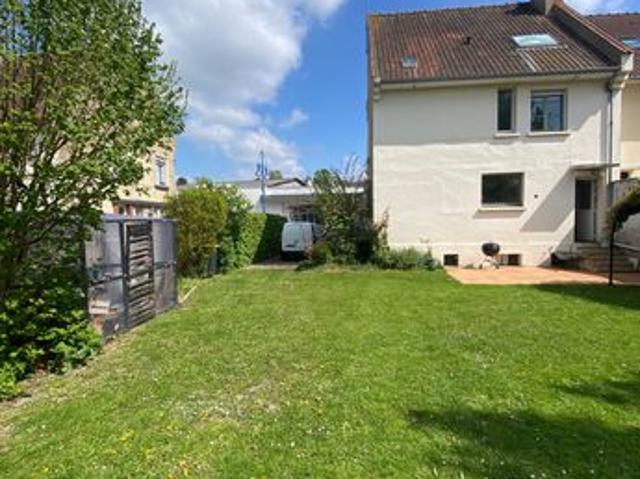Maison 5 pièces 148 m²