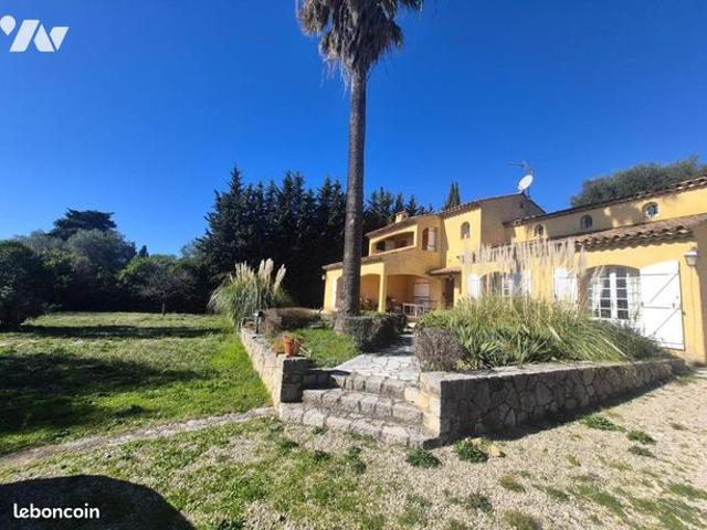 Maison 5 pièces 148 m²