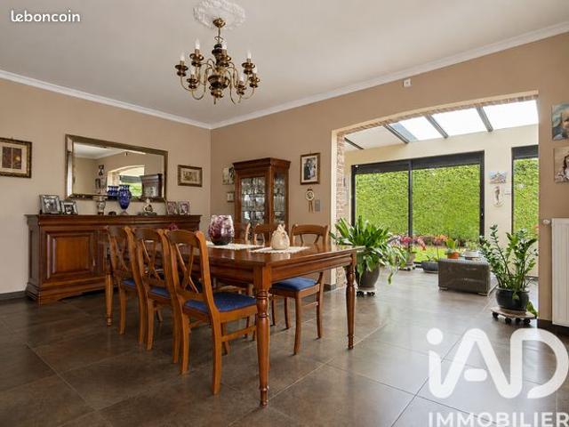 Maison 5 pièces 148 m²