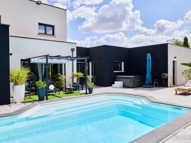 Maison 5 pièces 148 m²