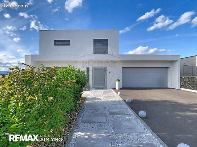 Maison 5 pièces 148 m²