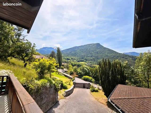 Maison 5 pièces 148 m²