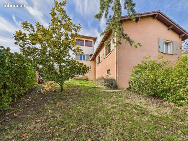 Maison 5 pièces 148 m²