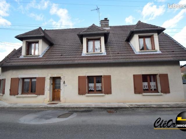 Maison 5 pièces 149 m²