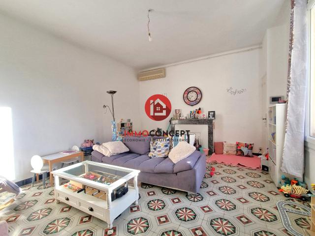 Maison 5 pièces, 149 m² à louer à Laudun l'Ardoise 30290