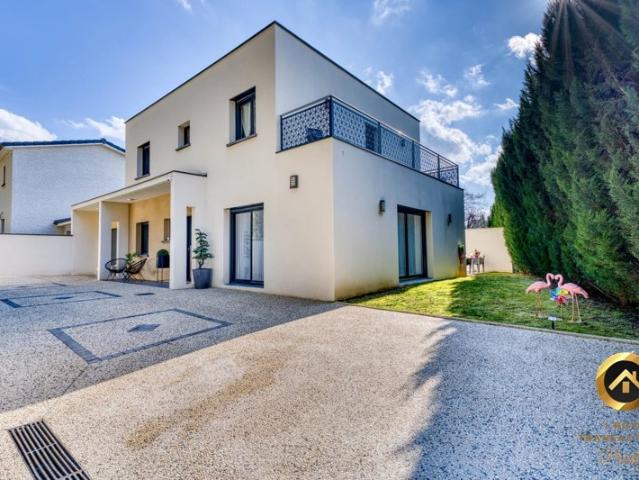 Maison 5 pièces 149m2