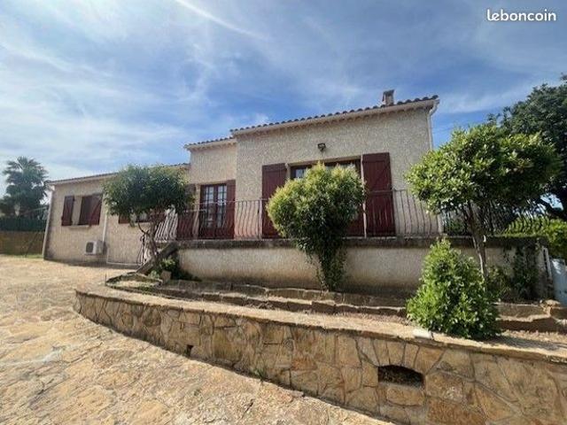 Maison 5 pièces 140 m²