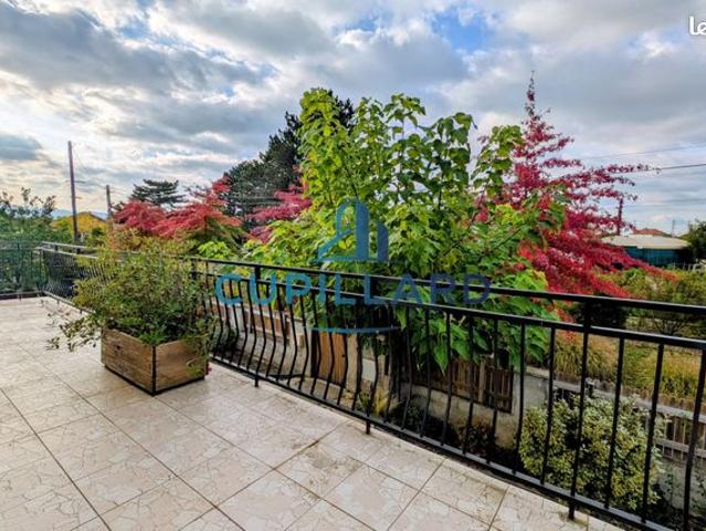 Maison 5 pièces 140 m²