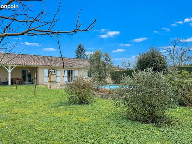 Maison 5 pièces 140 m²