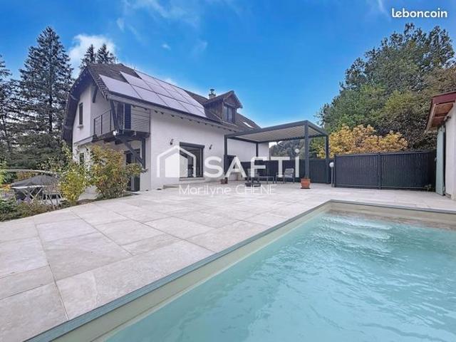 Maison 5 pièces 140 m²