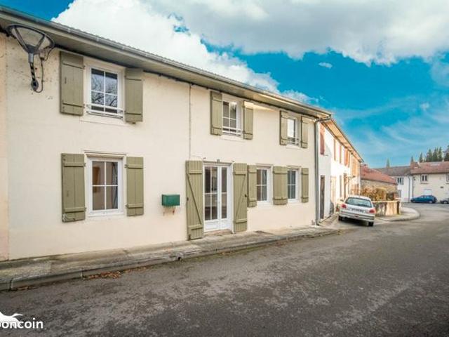 Maison 5 pièces 140 m²