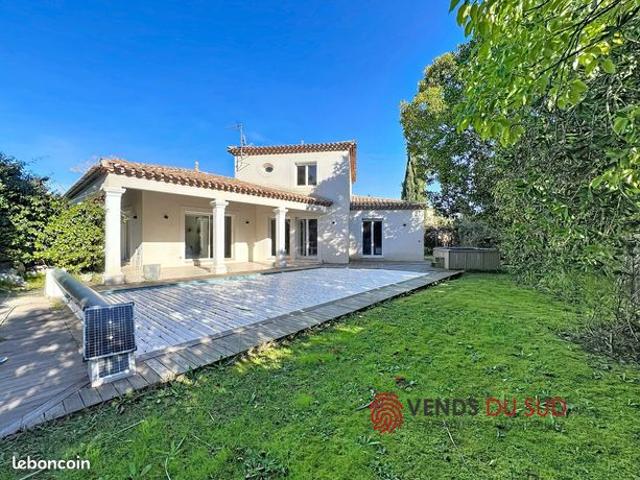 Maison 5 pièces 140 m²
