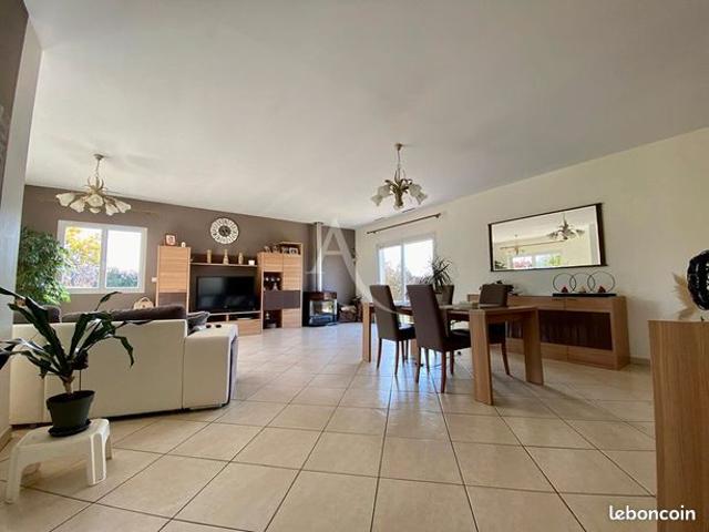 Maison 5 pièces 140 m²