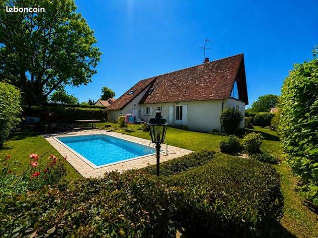 Maison 5 pièces 140 m²
