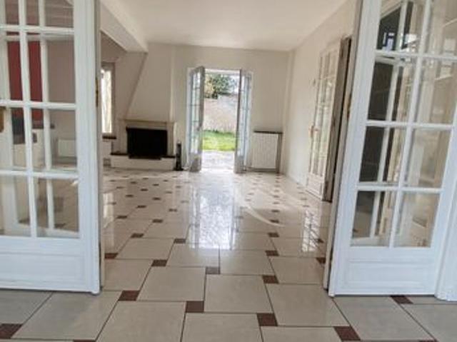 Maison 5 pièces 140 m²