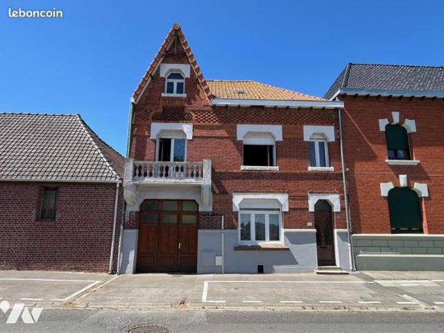 Maison 5 pièces 140 m²