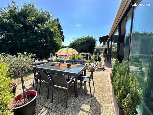 Maison 5 pièces 140 m²