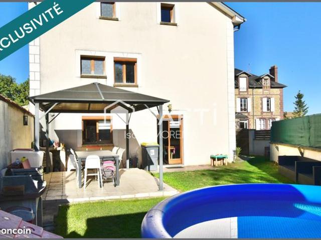 Maison 5 pièces 140 m²