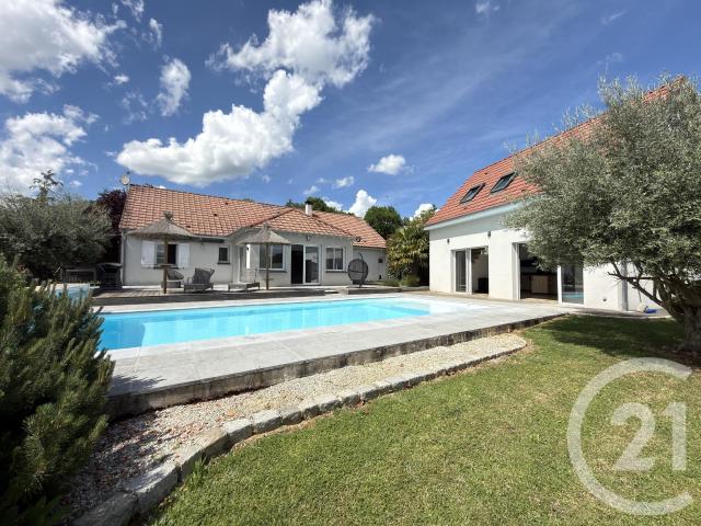 Maison 5 pièces 140 m²