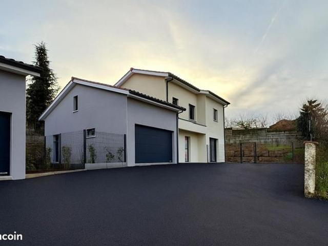 Maison 5 pièces 140 m²