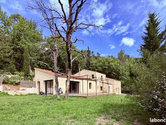 Maison 5 pièces 140 m²