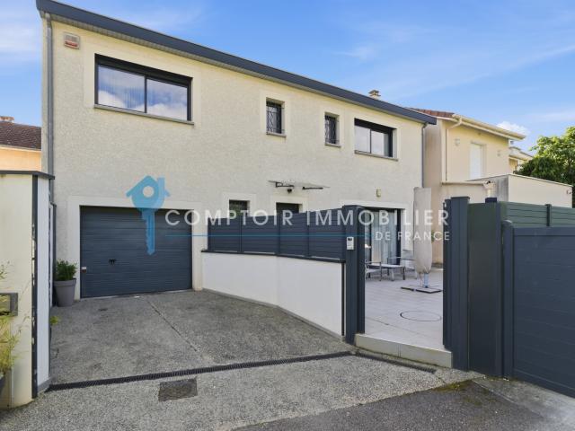 Maison 5 pièces 140 m²