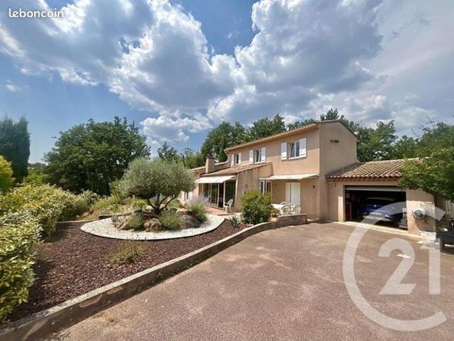 Maison 5 pièces 140 m²
