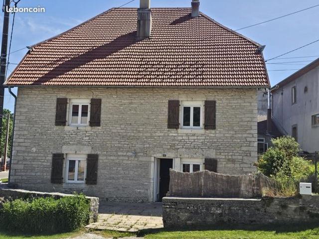 Maison 5 pièces 140 m²