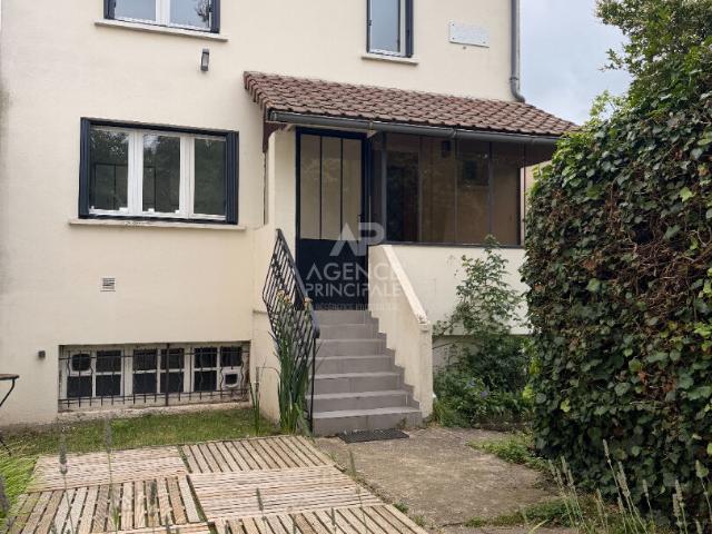 Maison 5 pièces 140 m²