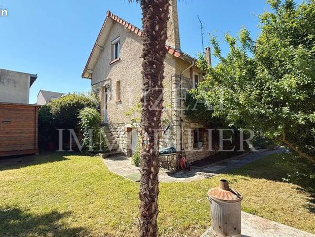 Maison 5 pièces 140 m²