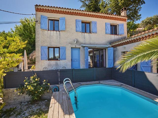 Maison 5 pièces 140 m²