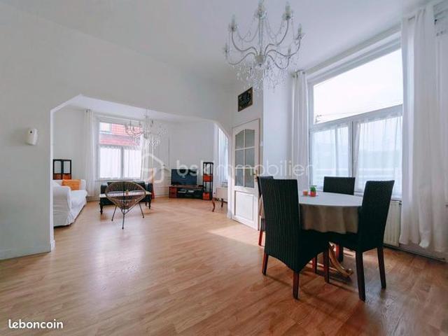 Maison 5 pièces 140 m²