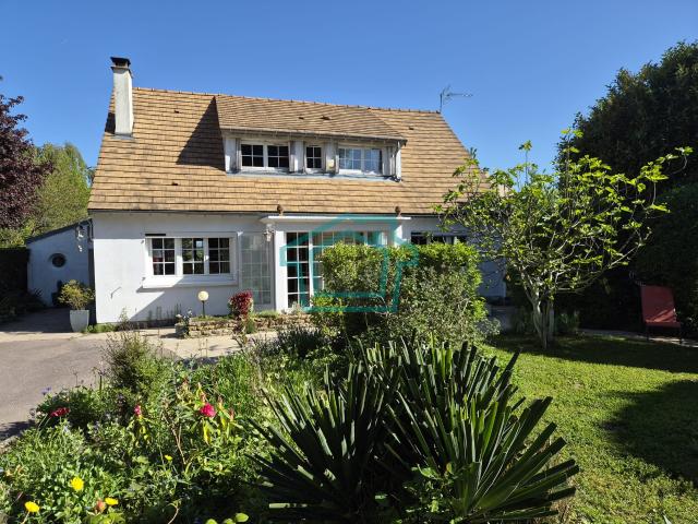 Maison 5 pièces 140 m²