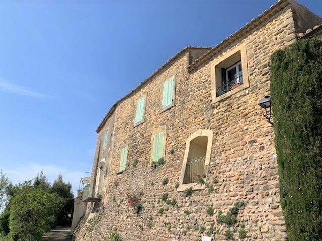 Maison 5 pièces 140 m²