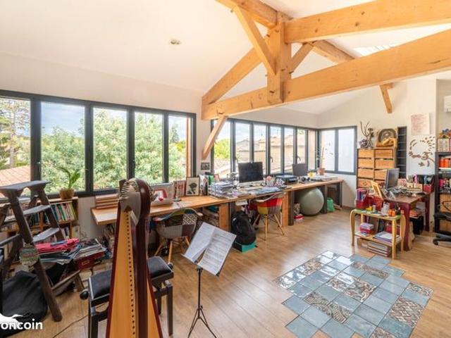 Maison 5 pièces 140 m²
