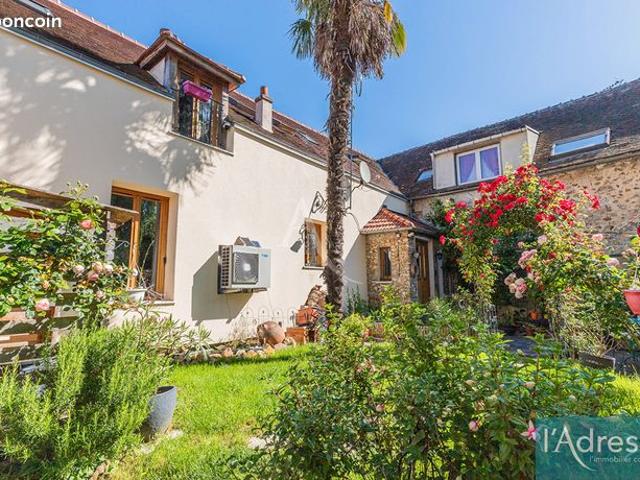 Maison 5 pièces 140 m²