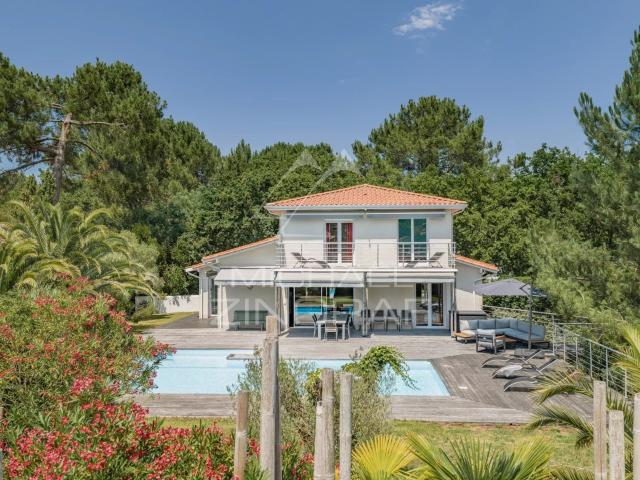 Maison 5 pièces 140 m²