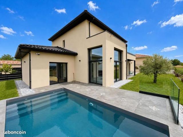 Maison 5 pièces 140 m²