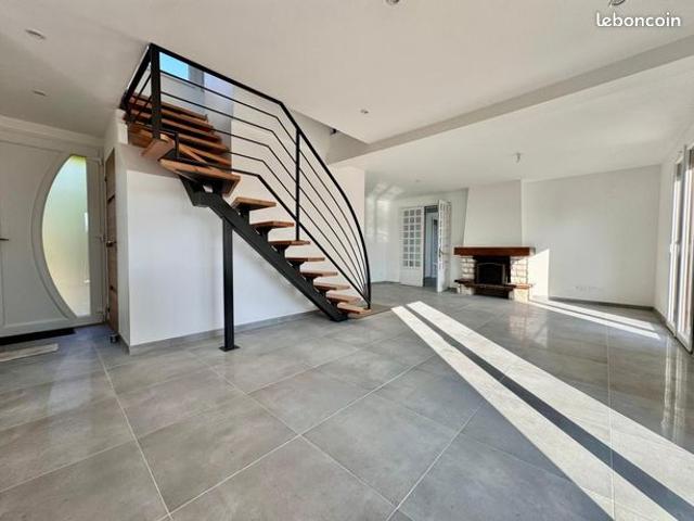 Maison 5 pièces 140 m²