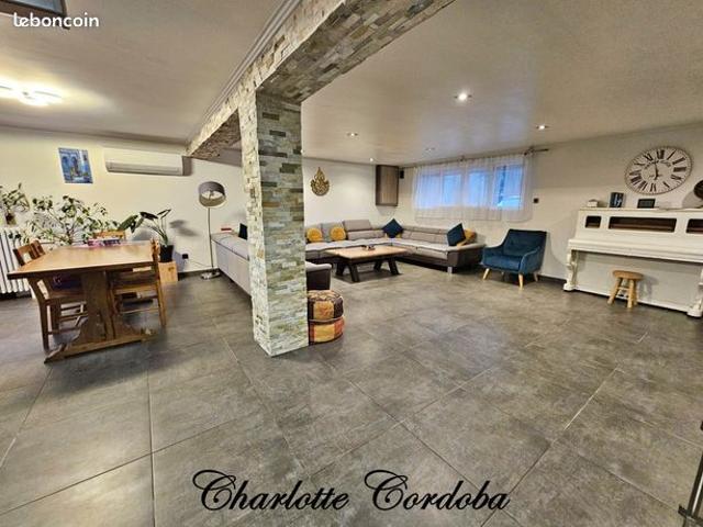 Maison 5 pièces 140 m²