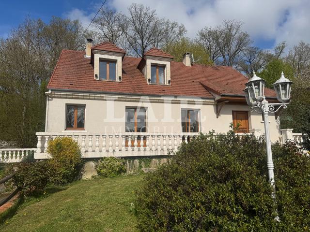 Maison 5 pièces 140 m²