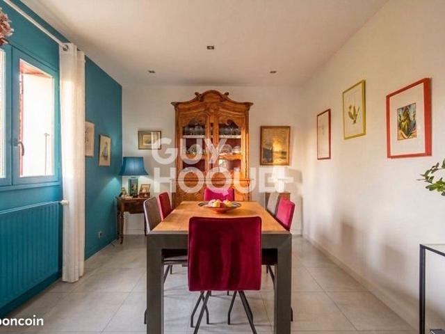 Maison 5 pièces 140 m²