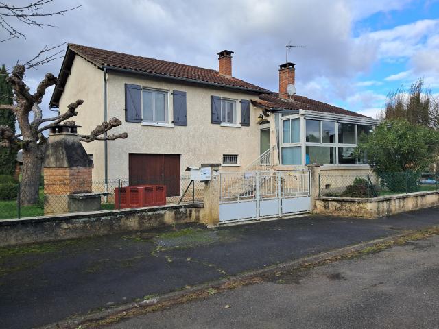Maison 5 pièces 140 m²